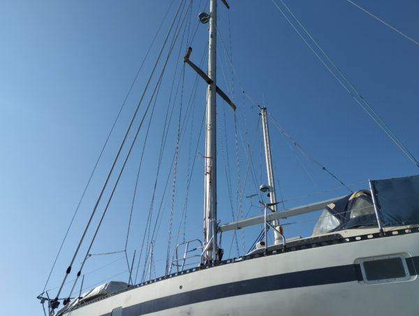 voilier occasion Sancerre albatre plaisance vue coque babotd scaled